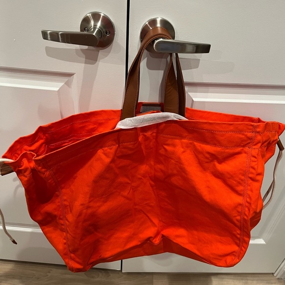 MAISON KITSUNE Orange Surf Drawstring Top Tote Bag - Picture 7 of 12